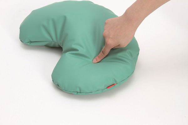 Sサイズ 床ずれ防止・防水クッション | 介護 クッション 寝たきり 床ずれ 清潔 安全 老犬 クリニック