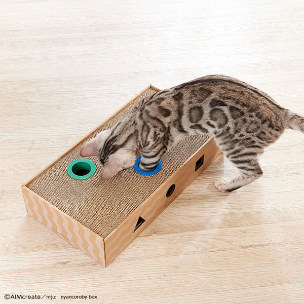遊べるボール付き・ボックスタイプ 猫用 爪とぎ | 猫 ネコ 猫用 爪 ツメ つめ つめとぎ 爪とぎ ダンボール ひっかく ガリガリ インテリア ナチュラル ベージュ ブラウン 猫用品 猫 爪研ぎ デザイナーズ